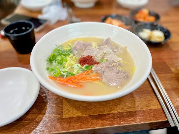 꽃가람 제주성산일출봉점 (JEJU Noodle Restaurant) (济州岛猪肉面美食) (城山日出峰美食) (牛岛美食) 성산일출봉 우도 맛집 4