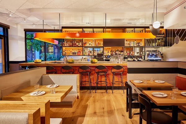 Delarosa Palo Alto 1