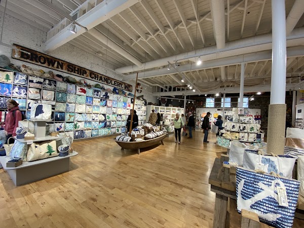 Sea Bags Flagship Store 4