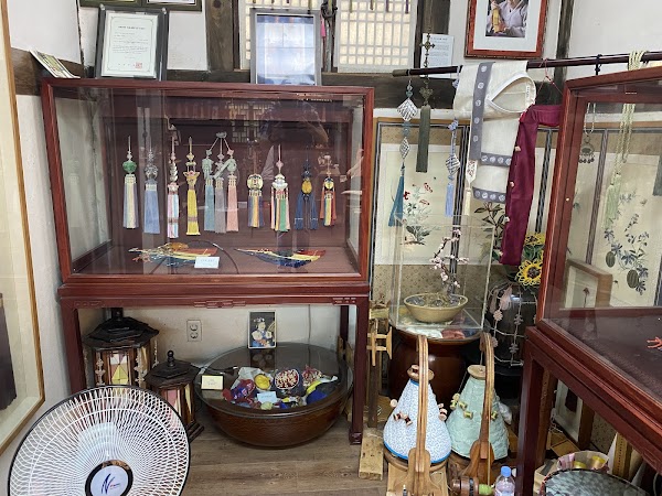 Dong-Lim Knot Museum 4