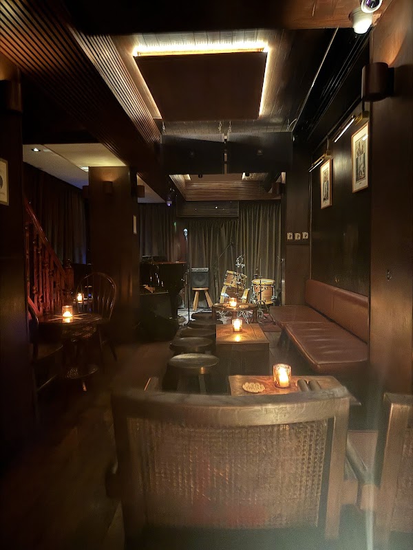 Alonetogether Bar Bangkok 4