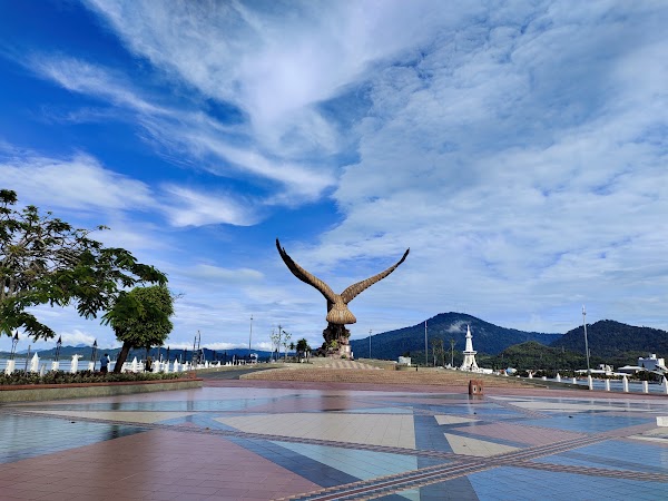 Dataran Lang 3