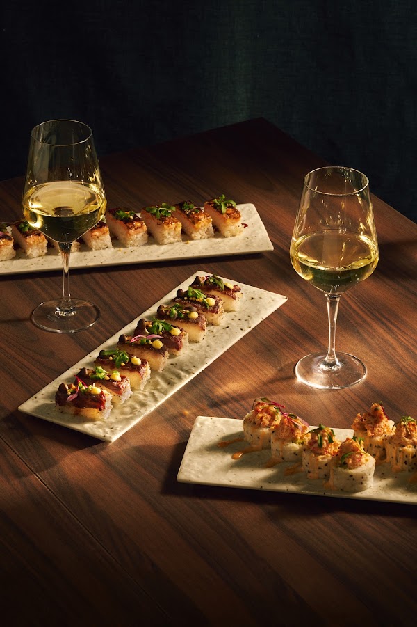 Earls Kitchen + Bar - Nashville Yards 4
