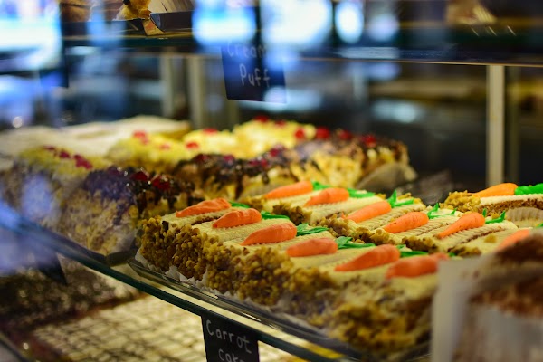 Modern Pastry Shop 4