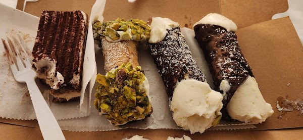 Modern Pastry Shop 3