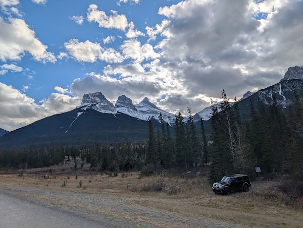 Three Sisters Viewpoint 2