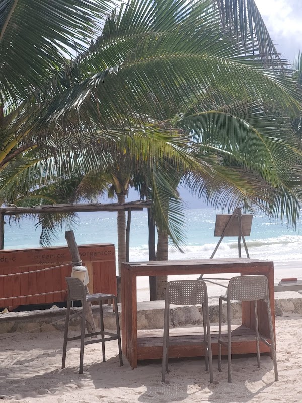 Mía Beach Club and Resort