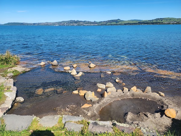 Taharepa Hot Water Baths 5