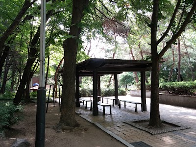 Cheongdam Park
