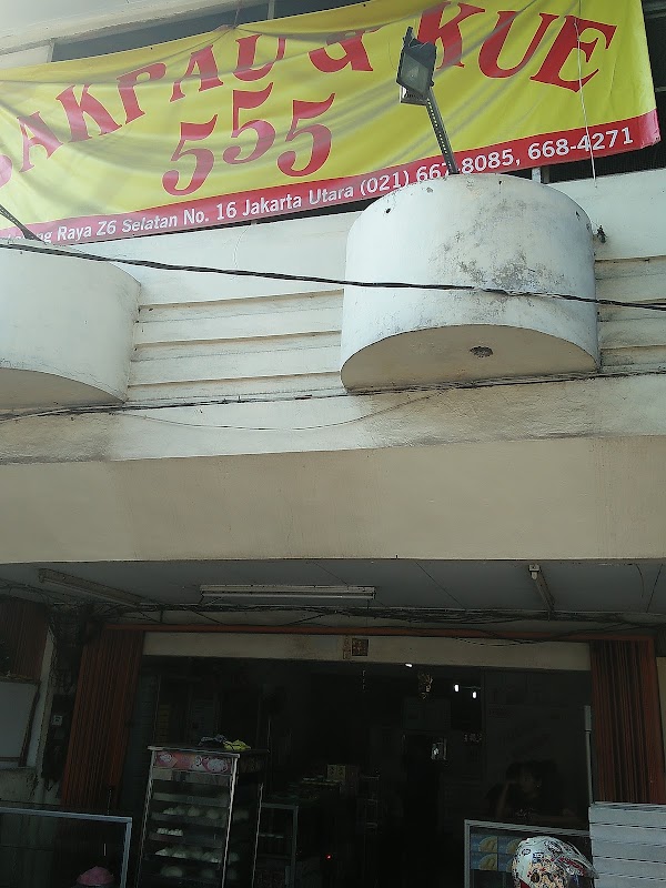 Bakpau & Kue 555 1