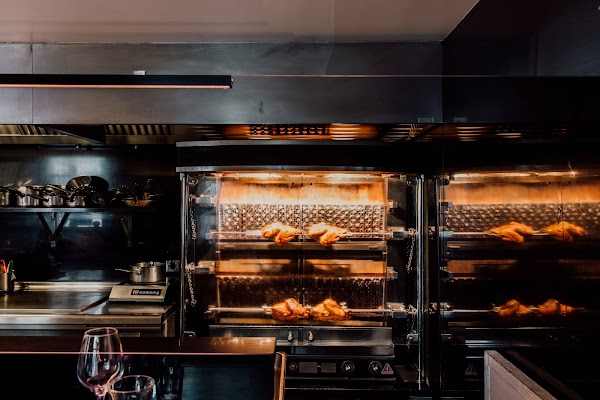 Le Coq & Fils - the Poultry House