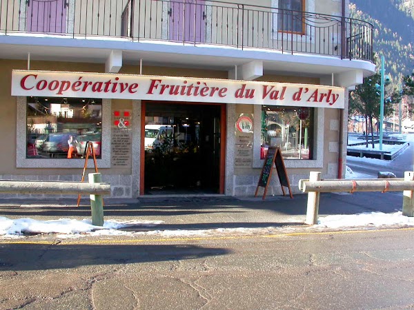Coopérative fruitière en Val d'Arly Savoie Mont-Blanc - Boutique de Chamonix 1