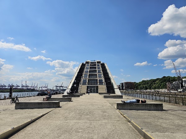 Dockland 1
