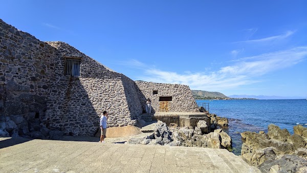 Largo Eroi del Mare 5