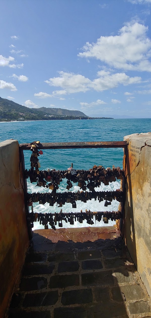 Largo Eroi del Mare 3