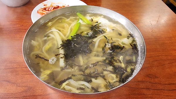 Chungmu Kalguksu 4