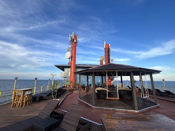 Seaventures Dive Rig
