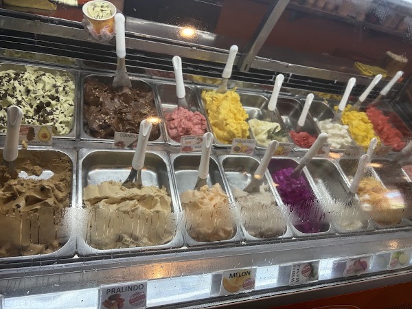 Gusto Gelato & Caffé 3