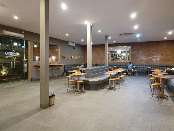 Gusto Gelato & Caffé 2