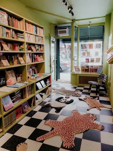 Pillow-Cat Books 3