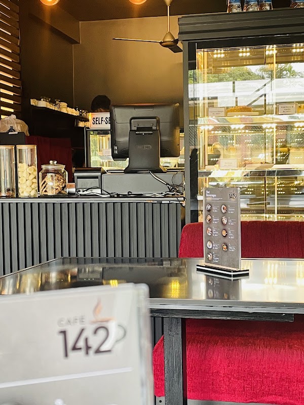 Café 142 2