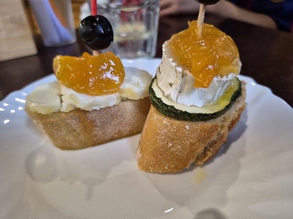 Pincho J 4