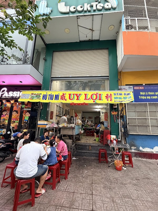 Hủ Tíu Mì Uy Lợi
