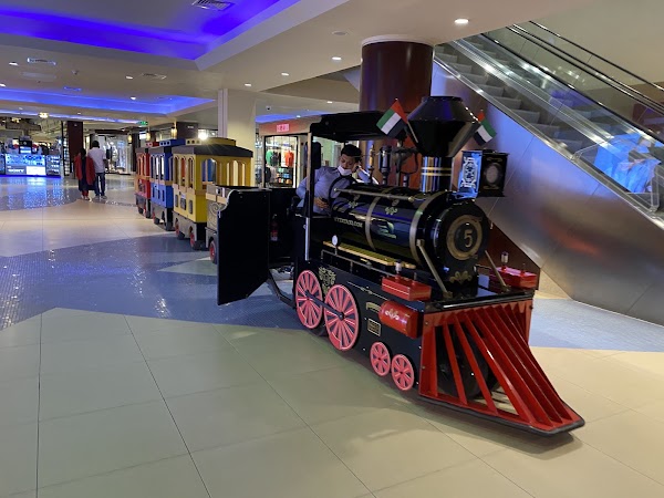 Al Hamra Mall by Aldar 4