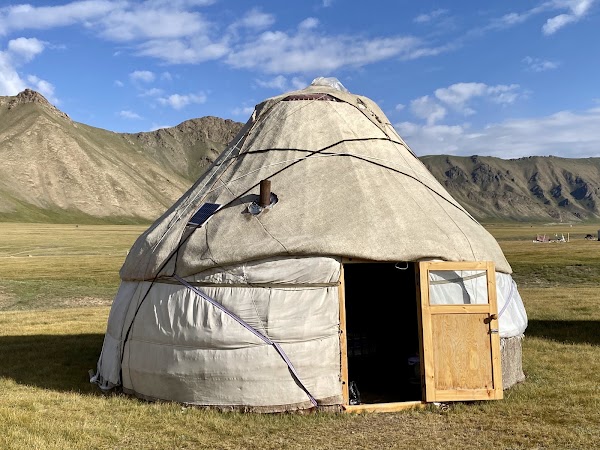 Jyrgal's Yurt Camp