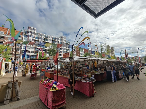 Waterloopleinmarkt 4