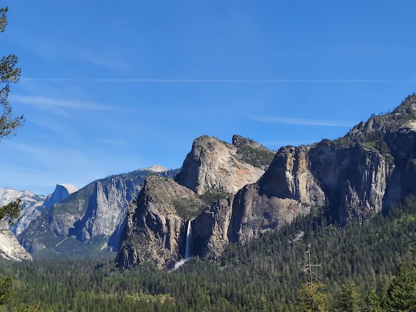 Yosemite Valley Welcome Center 5