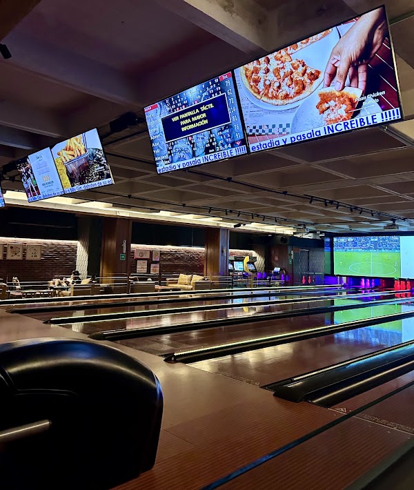 Billy Gin Bowling Alley 1