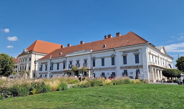 Sándor Palace