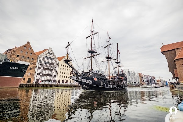 Black Pearl Ship 4