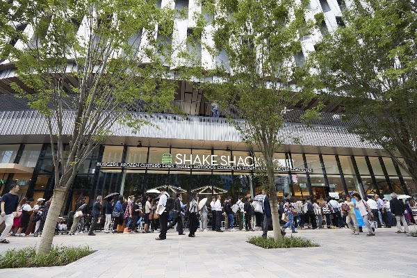 SHAKE SHACK Umeda Hanshin 3