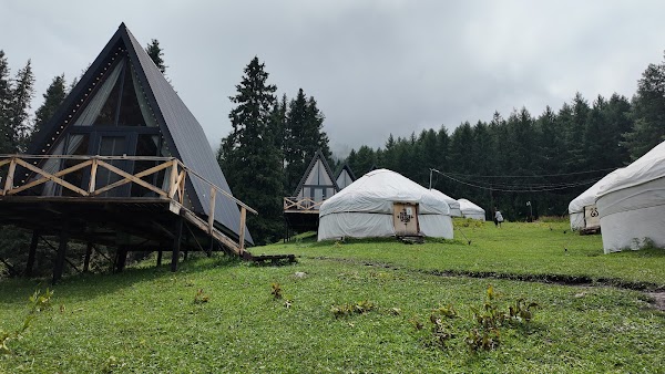 Zhyluu-Suu Resort