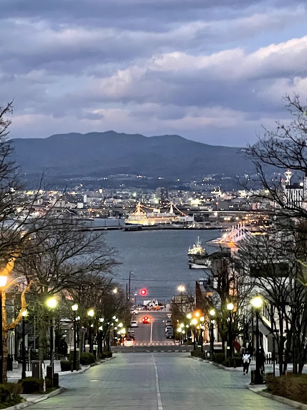 Hachiman-Zaka Slope