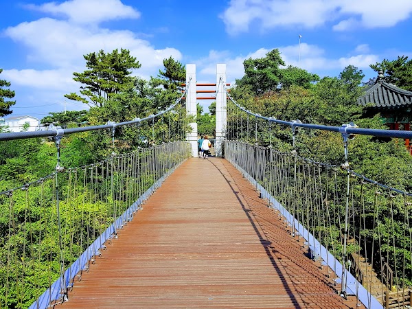Yongyeon Pond 3