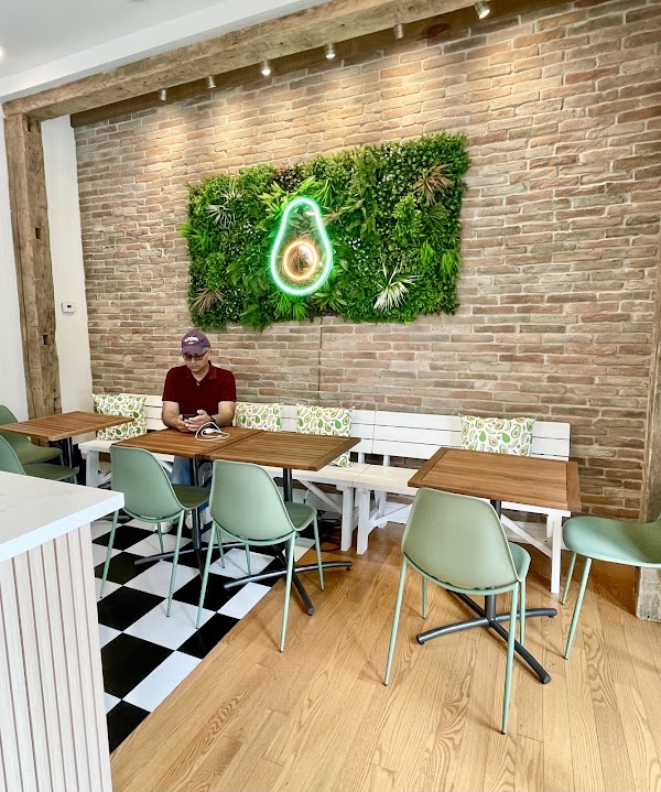 Avo and Co.