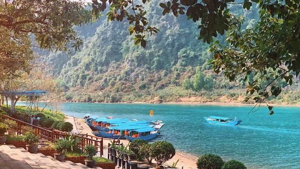 Phong Nha Caves Tour