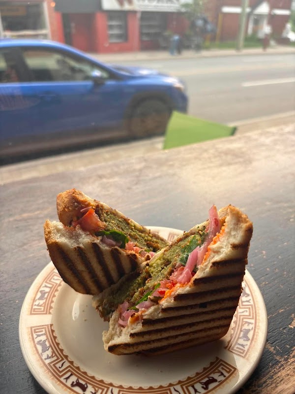 Thr33's Co. Snack Bar 2