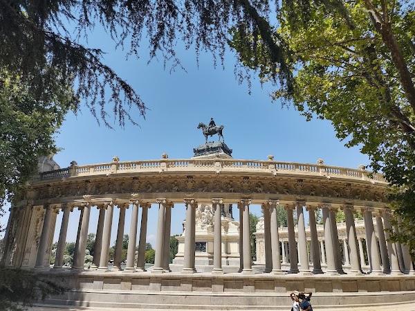 Great Pond of El Retiro 3