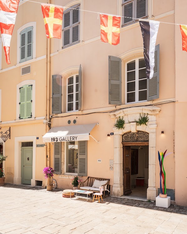 193 Gallery Saint Tropez