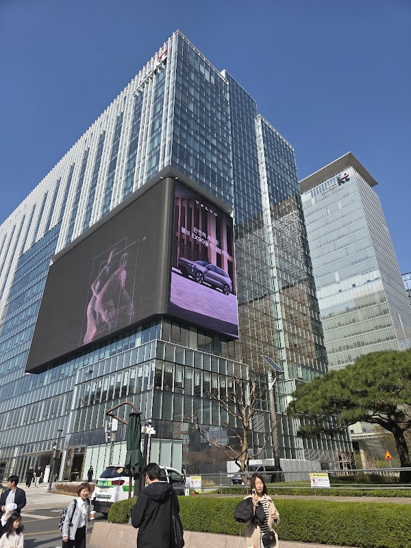 KT Gwanghwamun Building West
