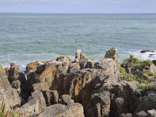 Pancake Rocks and Blowholes Track 5