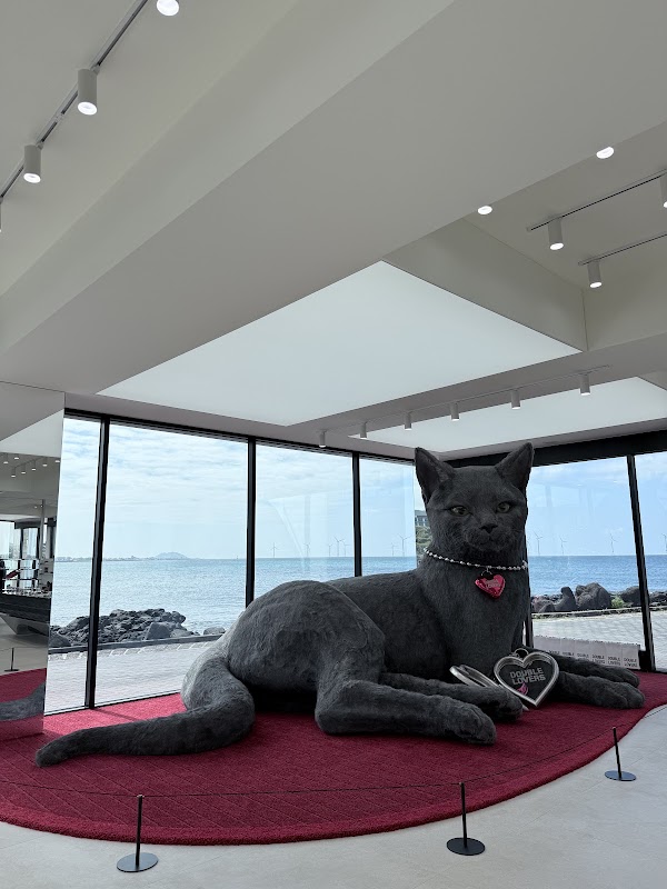 DOUBLE LOVERS JEJU FLAGSHIP STORE 1