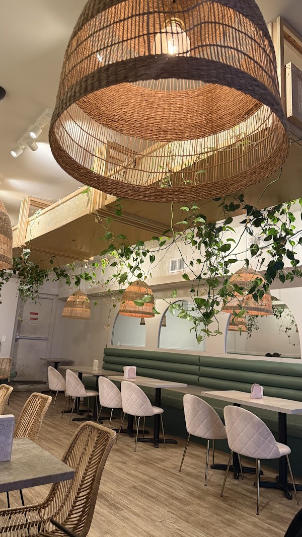 Pomarosa Coffee Shop & Kitchen 2
