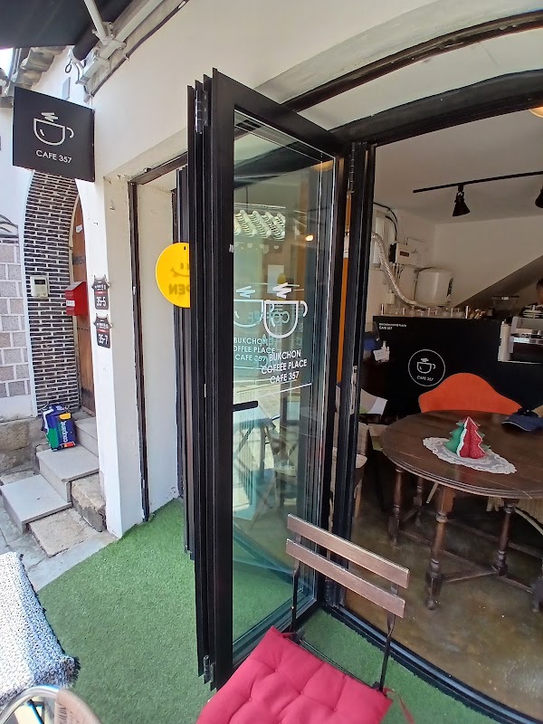 Bukchon Café 357 3