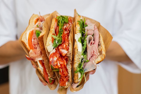 The Original Focà - Italian street food in Nice 4