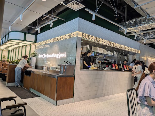 Shake Shack 博多店